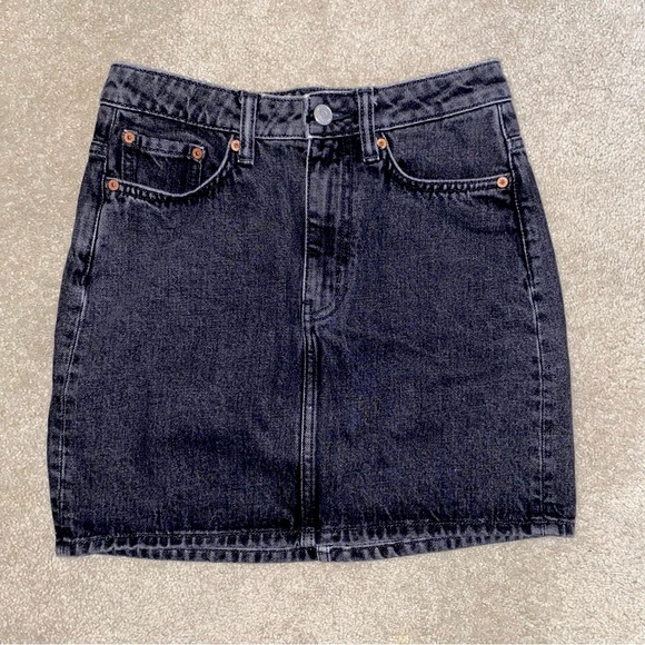 ASOS Weekday Denim Mini Skirt Size XS (UK 34) - Picture 2 of 4